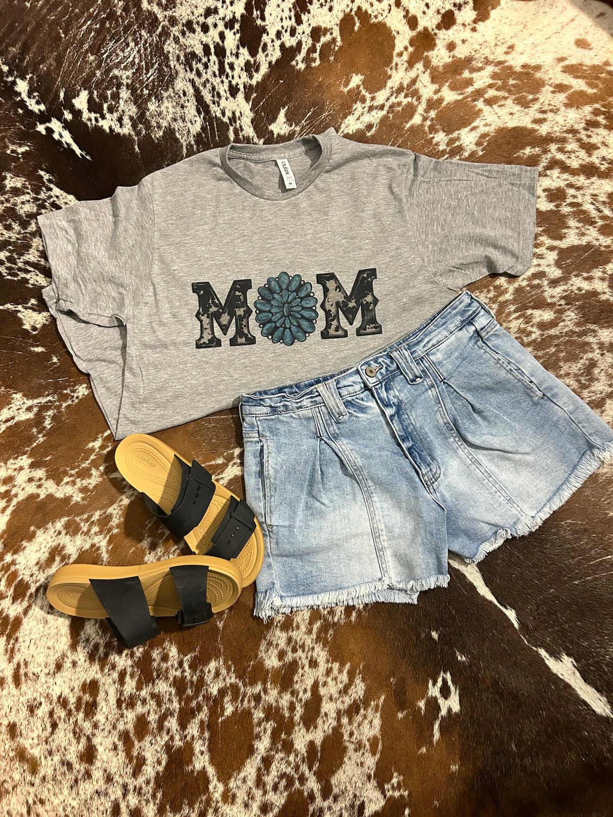Western "MOM" Graphic Tee